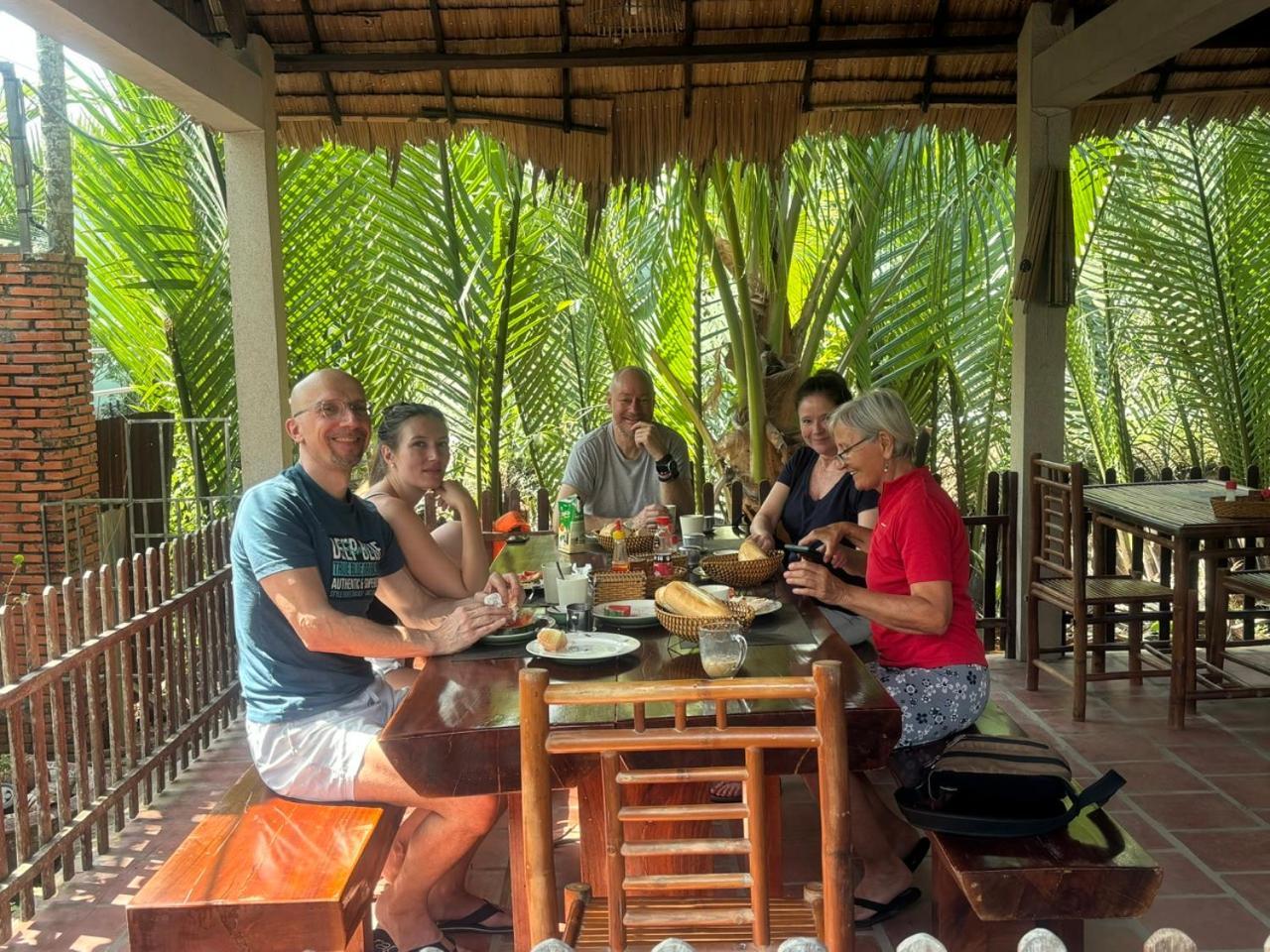 Coco Farmstay Ben Tre Exterior foto